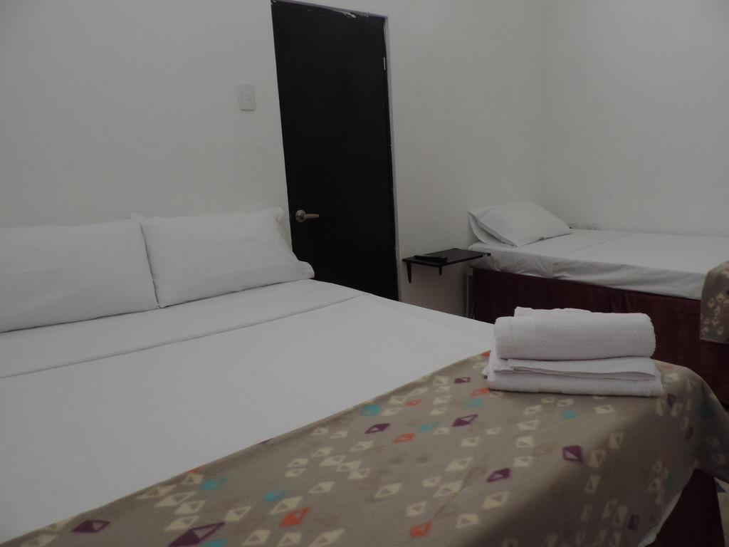 Hostal Jet-set *